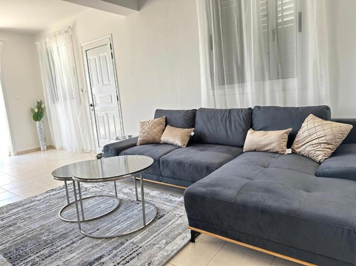 H&O Alina Sunset Apartment Paphos 外观 照片
